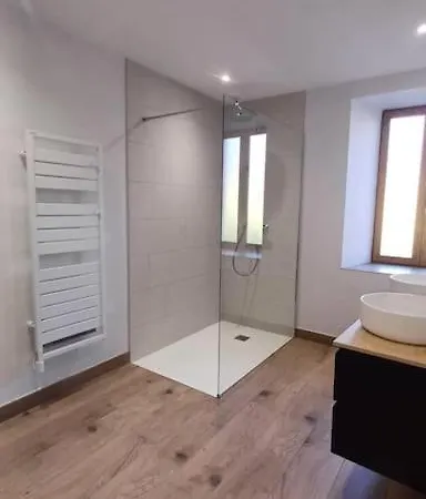 La Ferme Lazare - Maison Entierement Renovee بيت للعطل Saint-Pierre-dʼAlbigny